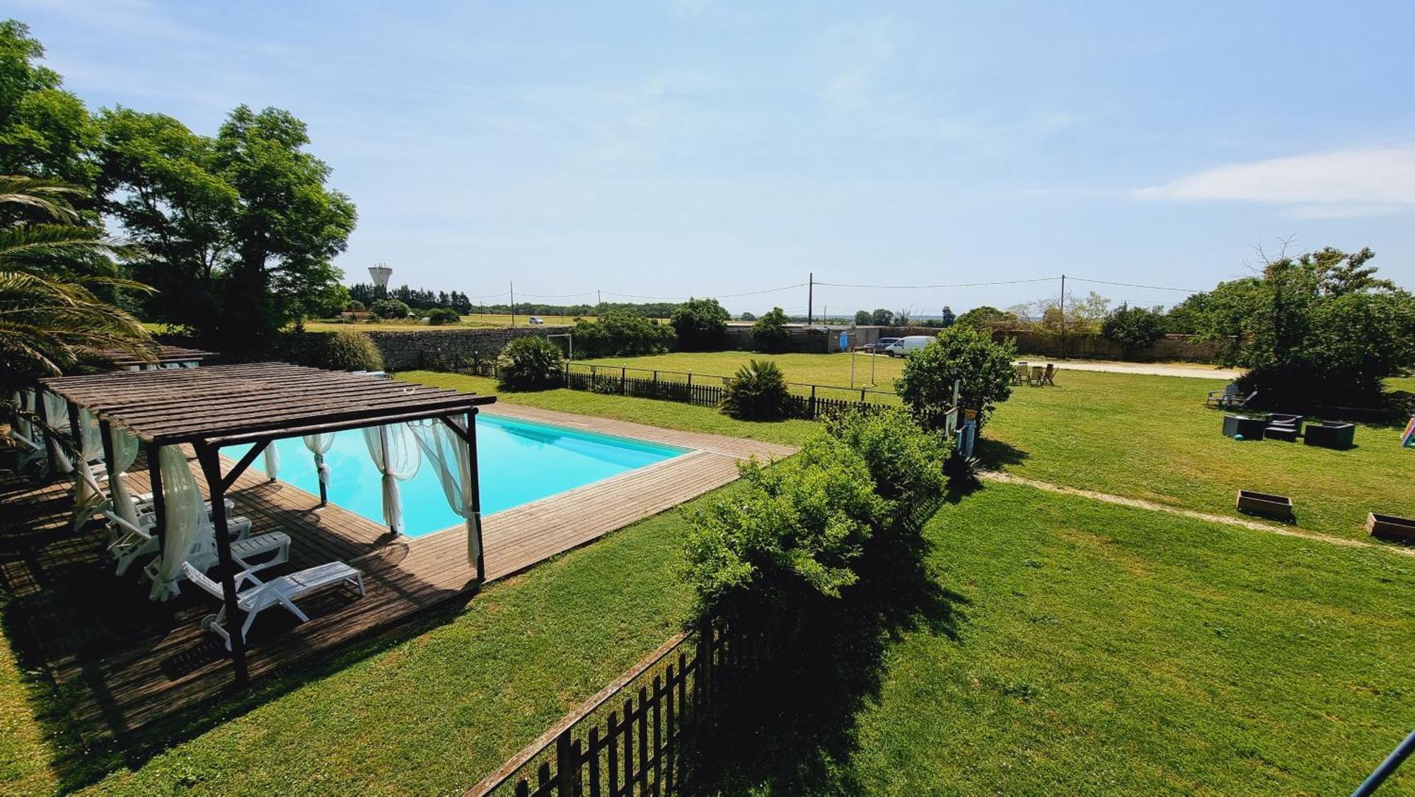 Domaine de Rochebonne Villa Saint-Just-Luzac Buitenkant foto
