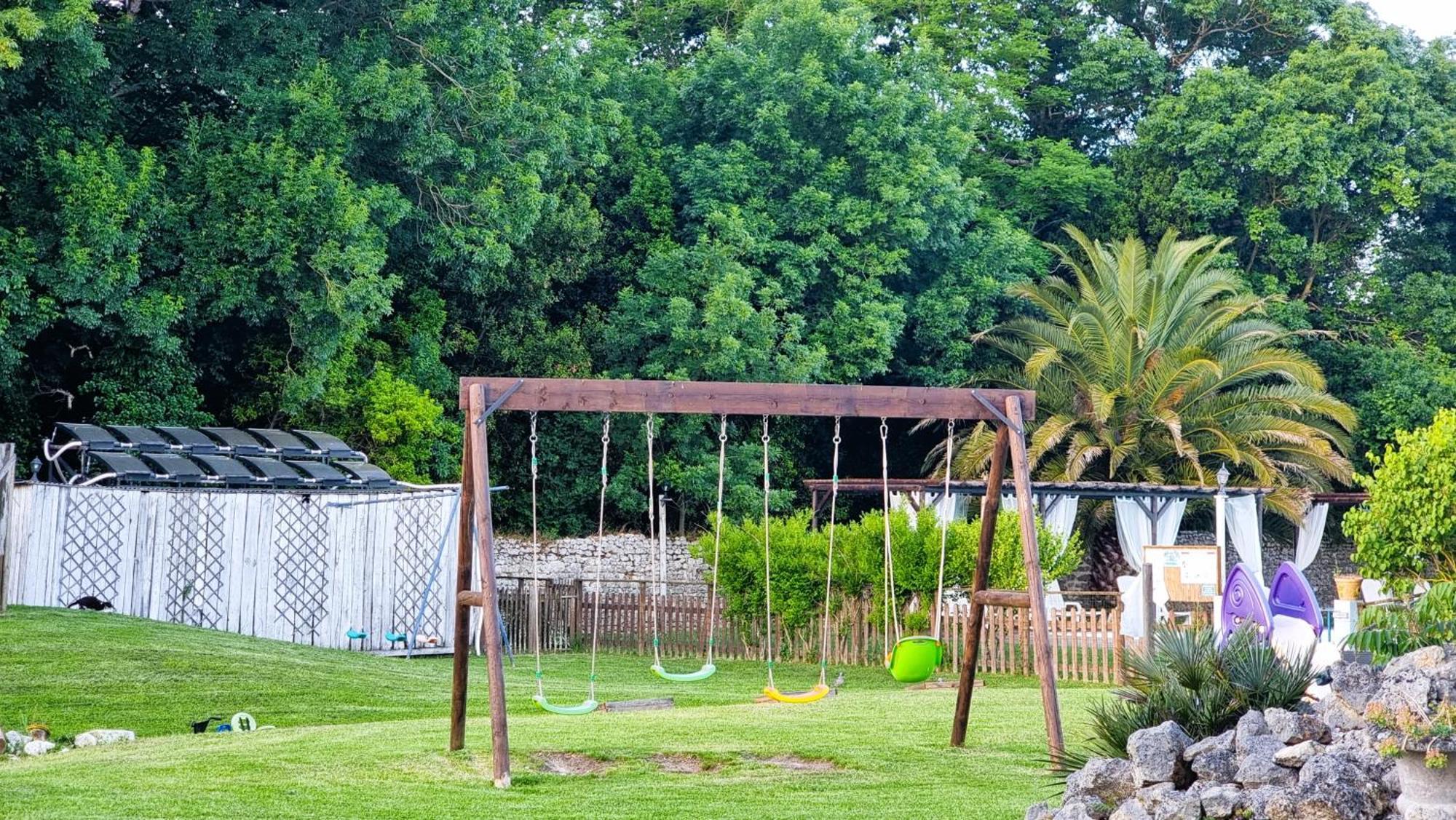 Domaine de Rochebonne Villa Saint-Just-Luzac Buitenkant foto