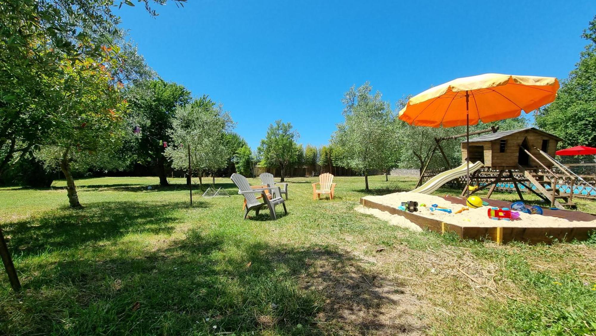 Domaine de Rochebonne Villa Saint-Just-Luzac Buitenkant foto