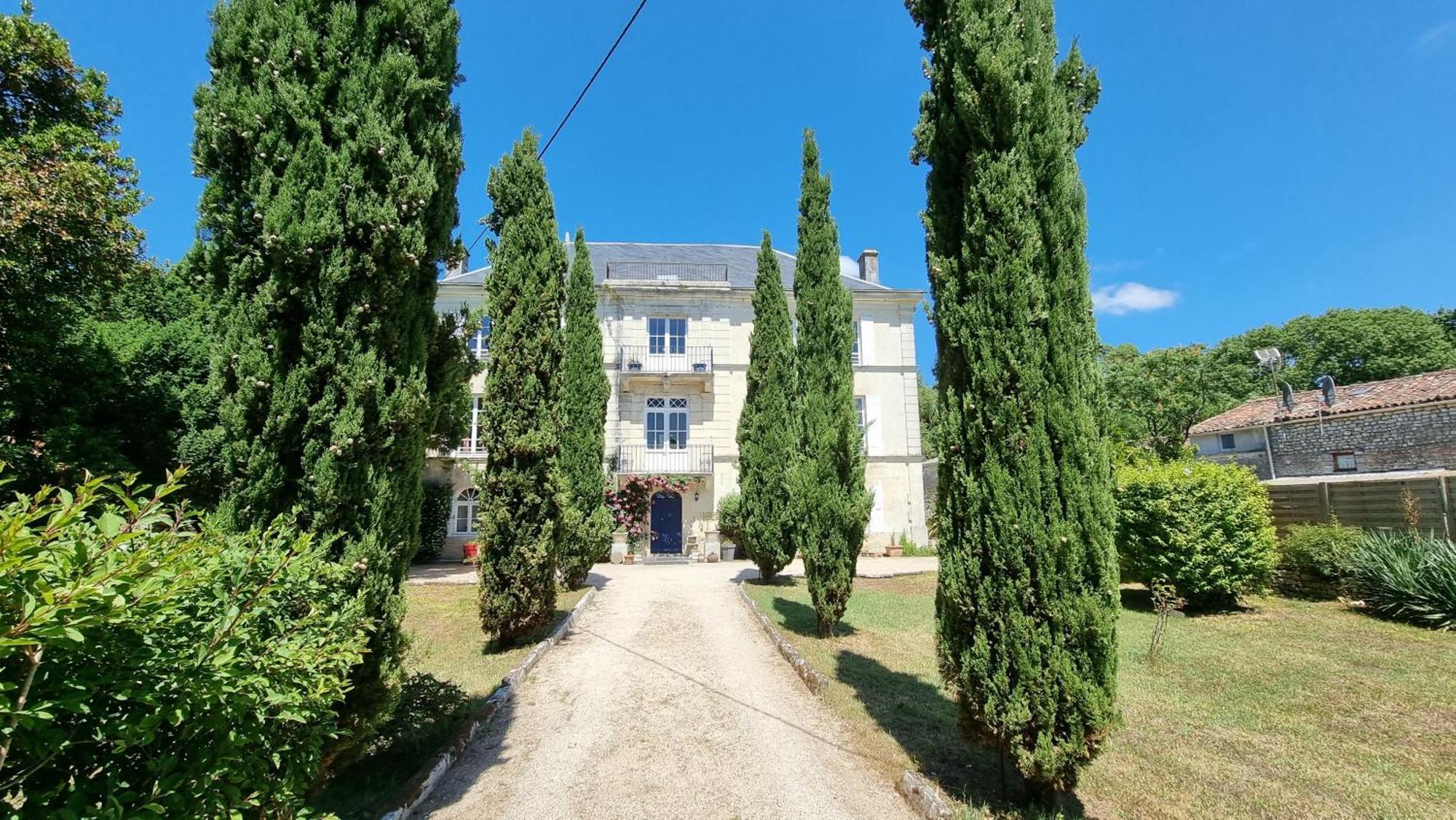 Domaine de Rochebonne Villa Saint-Just-Luzac Buitenkant foto