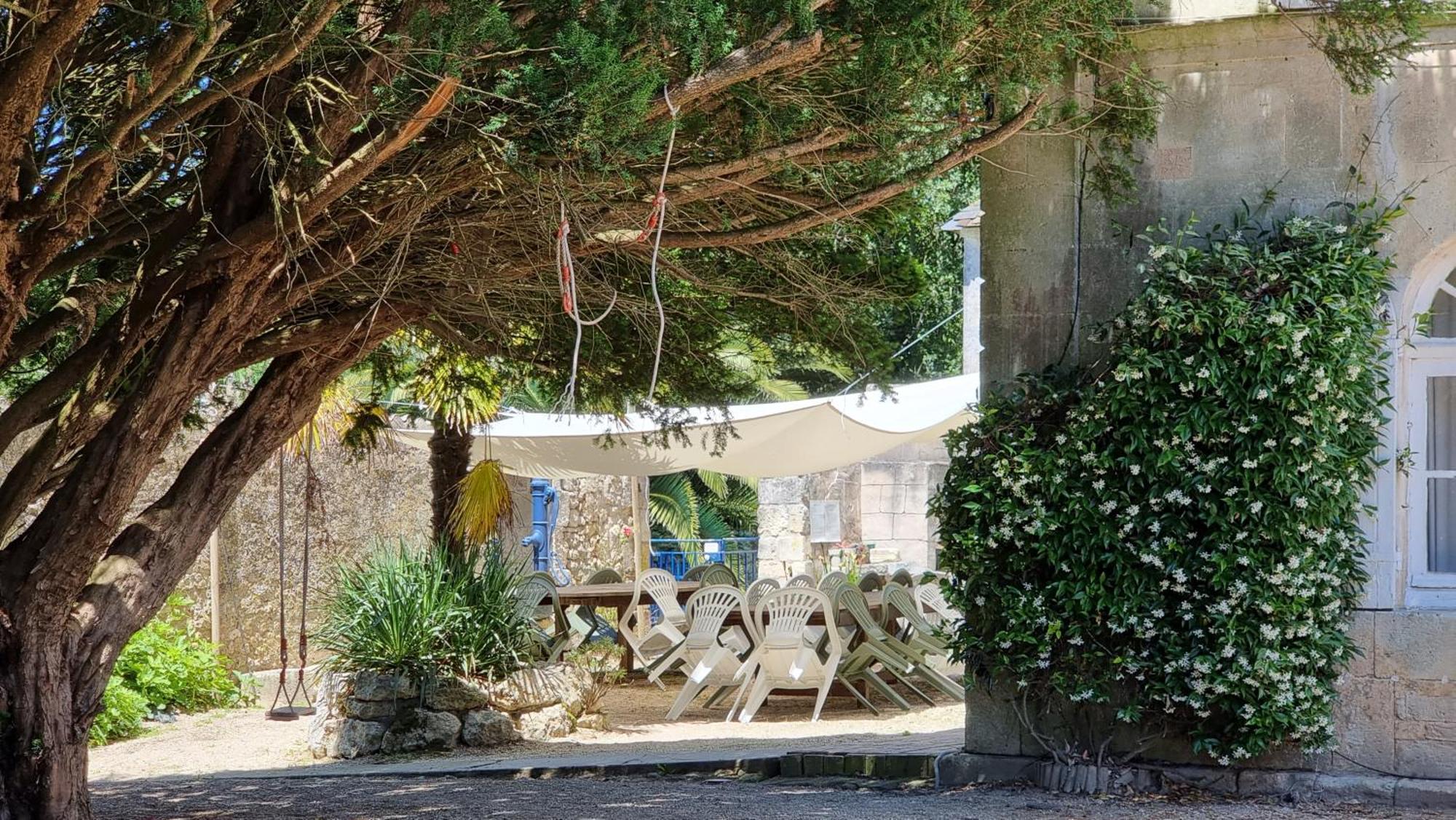 Domaine de Rochebonne Villa Saint-Just-Luzac Buitenkant foto